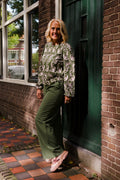 Lisa Wide 6 in Bronze Green — Topics Fashion fotoshoot met Sjors en Sandra