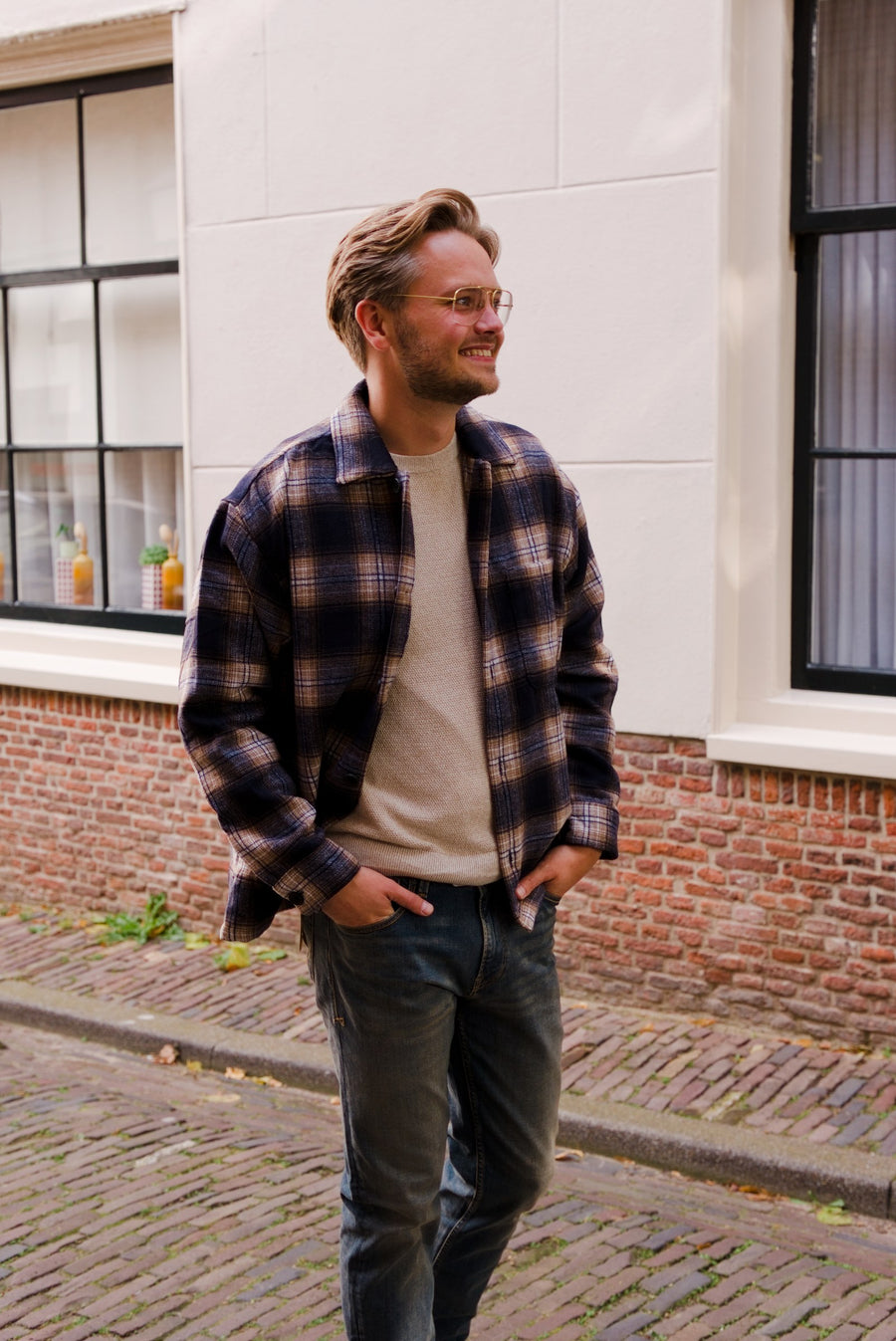 Soho Ollie in Navy Blazer Check — Topics Fashion fotoshoot met Sjors en Sandra